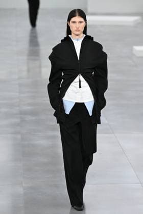 PFW Issey Miyake Runway A model walks the runway during the Issey Miyake Womenswear Fall Winter 2025-2026 show as part of Paris Fashion Week in Paris, France on March 07, 2025. Photo by Aurore Marechal ABACAPRESS.COM Paris France  Copyright: xMarechalxAurore ABACAx