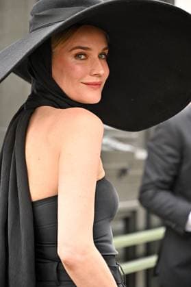 PFW Nina Ricci Outside Arrivals Diane Kruger arriving at Nina Ricci show during Paris Fashion Week in Paris, France on March 7, 2025. Photo by Julien Reynaud APS-Medias ABACAPRESS.COM Paris France  Copyright: xReynaudxJulien APS-Medias ABACAx