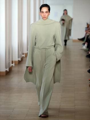 PFW - Christian Wijnants Runway A model walks the runway during the Christian Wijnants Womenswear Fall Winter 2025-2026 show as part of Paris Fashion, on March 7, 2025 in Paris, France. Photo by Alain-Gil Gonzalez ABACAPRESS.COM Paris France  Copyright: xGonzalezxAlain-Gil ABACAx