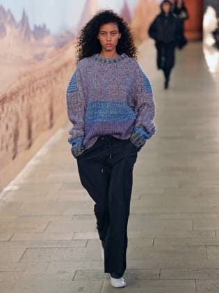 PFW - Time Runway A model walks the runway during the Time Womenswear Fall Winter 2025-2026 show as part of Paris Fashion, on March 6, 2025 in Paris, France. Photo by Alain-Gil Gonzalez ABACAPRESS.COM Paris France  Copyright: xGonzalezxAlain-Gil ABACAx