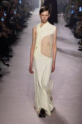 Paris Fashion Week, Victoria Beckham Modenschau . 07 03 2025. Paris, France. Victoria Beckham show at Paris Fashion Week for Autumn Winter 2025 26 .  xi-Imagesx IIM-25791-0005