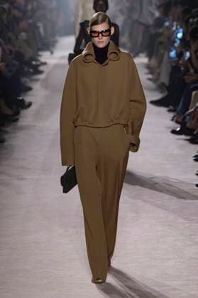 Paris Fashion Week, Victoria Beckham Modenschau . 07 03 2025. Paris, France. Victoria Beckham show at Paris Fashion Week for Autumn Winter 2025 26 .  xi-Imagesx IIM-25791-0080