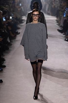 Paris Fashion Week, Victoria Beckham Modenschau . 07 03 2025. Paris, France. Victoria Beckham show at Paris Fashion Week for Autumn Winter 2025 26 .  xi-Imagesx IIM-25791-0097