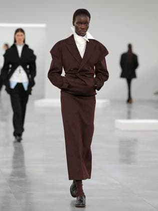 PFW - Issey Miyake Runway A model walks the runway during the Issey Miyake Womenswear Fall Winter 2025-2026 show as part of Paris Fashion, on March 7, 2025 in Paris, France. Photo by Alain-Gil Gonzalez ABACAPRESS.COM Paris France  Copyright: xGonzalezxAlain-Gil ABACAx