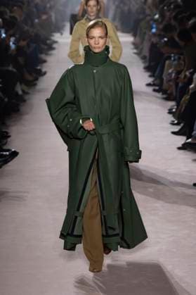 Paris Fashion Week, Victoria Beckham Modenschau . 07 03 2025. Paris, France. Victoria Beckham show at Paris Fashion Week for Autumn Winter 2025 26 .  xi-Imagesx IIM-25791-0033
