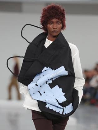 PFW - Issey Miyake Runway A model walks the runway during the Issey Miyake Womenswear Fall Winter 2025-2026 show as part of Paris Fashion, on March 7, 2025 in Paris, France. Photo by Alain-Gil Gonzalez ABACAPRESS.COM Paris France  Copyright: xGonzalezxAlain-Gil ABACAx