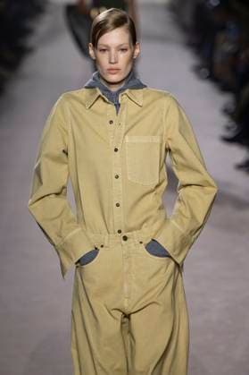Paris Fashion Week, Victoria Beckham Modenschau . 07 03 2025. Paris, France. Victoria Beckham show at Paris Fashion Week for Autumn Winter 2025 26 .  xi-Imagesx IIM-25791-0043