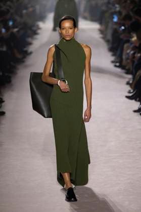 Paris Fashion Week, Victoria Beckham Modenschau . 07 03 2025. Paris, France. Victoria Beckham show at Paris Fashion Week for Autumn Winter 2025 26 .  xi-Imagesx IIM-25791-0047