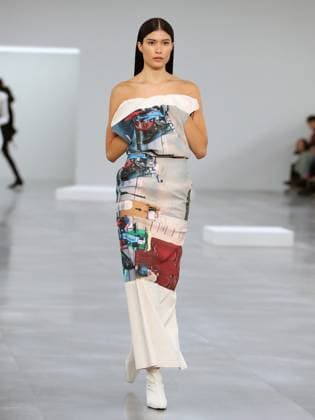 PFW - Issey Miyake Runway A model walks the runway during the Issey Miyake Womenswear Fall Winter 2025-2026 show as part of Paris Fashion, on March 7, 2025 in Paris, France. Photo by Alain-Gil Gonzalez ABACAPRESS.COM Paris France  Copyright: xGonzalezxAlain-Gil ABACAx