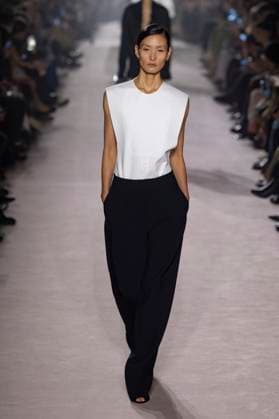 Paris Fashion Week, Victoria Beckham Modenschau . 07 03 2025. Paris, France. Victoria Beckham show at Paris Fashion Week for Autumn Winter 2025 26 .  xi-Imagesx IIM-25791-0117