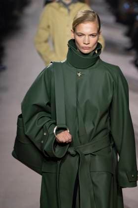 Paris Fashion Week, Victoria Beckham Modenschau . 07 03 2025. Paris, France. Victoria Beckham show at Paris Fashion Week for Autumn Winter 2025 26 .  xi-Imagesx IIM-25791-0136
