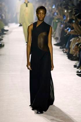 Victoria Beckham Ready to wear fall winter 2025 26 Paris March 2005 Victoria Beckham Ready to wear fall winter 2025 26 Paris March 2005, Credit:Zeppelin Avalon  Copyright: xZeppelinx xAvalonx 0973641840