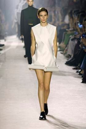 Victoria Beckham Ready to wear fall winter 2025 26 Paris March 2005 Victoria Beckham Ready to wear fall winter 2025 26 Paris March 2005, Credit:Zeppelin Avalon  Copyright: xZeppelinx xAvalonx 0973642056