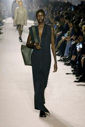 Victoria Beckham Ready to wear fall winter 2025 26 Paris March 2005 Victoria Beckham Ready to wear fall winter 2025 26 Paris March 2005, Credit:Zeppelin Avalon  Copyright: xZeppelinx xAvalonx 0973642395