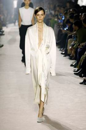 Victoria Beckham Ready to wear fall winter 2025 26 Paris March 2005 Victoria Beckham Ready to wear fall winter 2025 26 Paris March 2005, Credit:Zeppelin Avalon  Copyright: xZeppelinx xAvalonx 0973643309