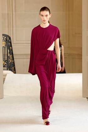 Giambattista Valli Ready to wear fall winter 2025 26 Paris March 2005 Giambattista Valli Ready to wear fall winter 2025 26 Paris March 2005, Credit:Zeppelin Avalon  Copyright: xZeppelinx xAvalonx 0973649463