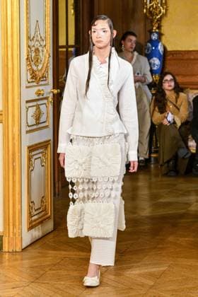 Paris Fashion Week, Roisin Pierce Modenschau PFW - Roisín Pierce Runway A model walks the runway during the Róisín Pierce Womenswear Fall Winter 2025-2026 show as part of Paris Fashion on March 07, 2025 in Paris, France. Photo by Shootpix ABACAPRESS.COM Paris France  Copyright: xShootpix ABACAx