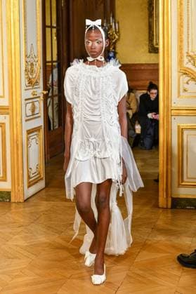 Paris Fashion Week, Roisin Pierce Modenschau PFW - Roisín Pierce Runway A model walks the runway during the Róisín Pierce Womenswear Fall Winter 2025-2026 show as part of Paris Fashion on March 07, 2025 in Paris, France. Photo by Shootpix ABACAPRESS.COM Paris France  Copyright: xShootpix ABACAx