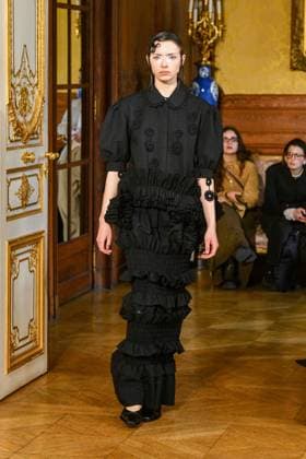 Paris Fashion Week, Roisin Pierce Modenschau PFW - Roisín Pierce Runway A model walks the runway during the Róisín Pierce Womenswear Fall Winter 2025-2026 show as part of Paris Fashion on March 07, 2025 in Paris, France. Photo by Shootpix ABACAPRESS.COM Paris France  Copyright: xShootpix ABACAx