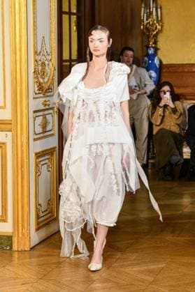 Paris Fashion Week, Roisin Pierce Modenschau PFW - Roisín Pierce Runway A model walks the runway during the Róisín Pierce Womenswear Fall Winter 2025-2026 show as part of Paris Fashion on March 07, 2025 in Paris, France. Photo by Shootpix ABACAPRESS.COM Paris France  Copyright: xShootpix ABACAx