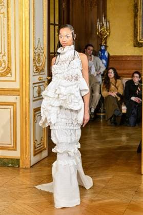 Paris Fashion Week, Roisin Pierce Modenschau PFW - Roisín Pierce Runway A model walks the runway during the Róisín Pierce Womenswear Fall Winter 2025-2026 show as part of Paris Fashion on March 07, 2025 in Paris, France. Photo by Shootpix ABACAPRESS.COM Paris France  Copyright: xShootpix ABACAx