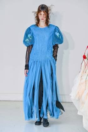 PFW - Caroline Hu Runway A model walks the runway during the Caroline Hu Womenswear Fall Winter 2025-2026 show as part of Paris Fashion on March 06, 2025 in Paris, France Photo by Shootpix ABACAPRESS.COM Paris France  Copyright: xShootpix ABACAx