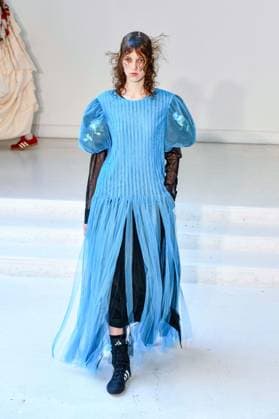 PFW - Caroline Hu Runway A model walks the runway during the Caroline Hu Womenswear Fall Winter 2025-2026 show as part of Paris Fashion on March 06, 2025 in Paris, France Photo by Shootpix ABACAPRESS.COM Paris France  Copyright: xShootpix ABACAx