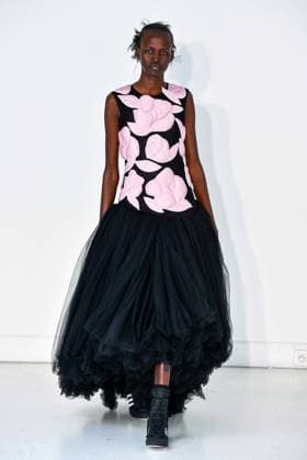 PFW - Caroline Hu Runway A model walks the runway during the Caroline Hu Womenswear Fall Winter 2025-2026 show as part of Paris Fashion on March 06, 2025 in Paris, France Photo by Shootpix ABACAPRESS.COM Paris France  Copyright: xShootpix ABACAx