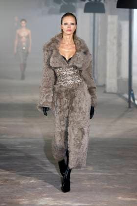 Ludovic de Saint Sernin Ready to wear fall winter 2025 26 Paris March 2005 Ludovic de Saint Sernin Ready to wear fall winter 2025 26 Paris March 2005, Credit:Zeppelin Avalon  Copyright: xZeppelinx xAvalonx 0973721984