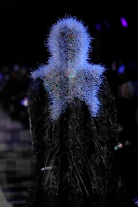 Noir Kei Ninomiya Ready to wear fall winter 2025 26 Paris March 2005 Noir Kei Ninomiya Ready to wear fall winter 2025 26 Paris March 2005, Credit:Zeppelin Avalon  Copyright: xZeppelinx xAvalonx 0973751962