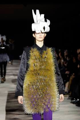 Noir Kei Ninomiya Ready to wear fall winter 2025 26 Paris March 2005 Noir Kei Ninomiya Ready to wear fall winter 2025 26 Paris March 2005, Credit:Zeppelin Avalon  Copyright: xZeppelinx xAvalonx 0973752019