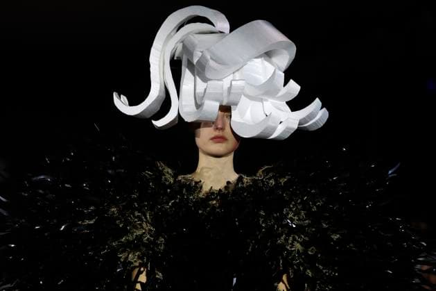 Noir Kei Ninomiya Ready to wear fall winter 2025 26 Paris March 2005 Noir Kei Ninomiya Ready to wear fall winter 2025 26 Paris March 2005, Credit:Zeppelin Avalon  Copyright: xZeppelinx xAvalonx 0973752192