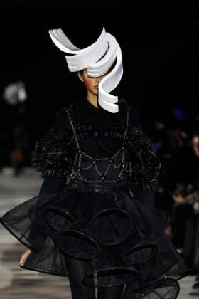 Noir Kei Ninomiya Ready to wear fall winter 2025 26 Paris March 2005 Noir Kei Ninomiya Ready to wear fall winter 2025 26 Paris March 2005, Credit:Zeppelin Avalon  Copyright: xZeppelinx xAvalonx 0973752387