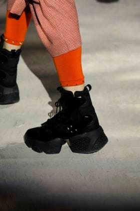 Noir Kei Ninomiya Ready to wear fall winter 2025 26 Paris March 2005 Noir Kei Ninomiya Ready to wear fall winter 2025 26 Paris March 2005, Credit:Zeppelin Avalon  Copyright: xZeppelinx xAvalonx 0973752561