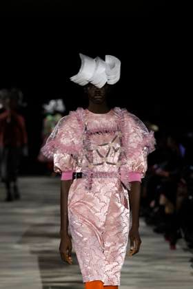 Noir Kei Ninomiya Ready to wear fall winter 2025 26 Paris March 2005 Noir Kei Ninomiya Ready to wear fall winter 2025 26 Paris March 2005, Credit:Zeppelin Avalon  Copyright: xZeppelinx xAvalonx 0973752730