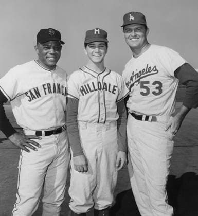 THE DONNA REED SHOW, Willie Mays, Paul Petersen, Don Drysdale, 1958-1966. photo: ABC Courtesy Everett CollectionTBDDORE AB004 PUBLICATIONXNOTxINxCANxCHNxFRAxITAxJPNxNORxPOLxRUSxESPxUKxUSA Copyright: xx TBDDORE AB004 TBDDORE_AB004_H