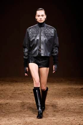 HERMES Ready to wear fall winter 2025 26 Paris March 2005 HERMES Ready to wear fall winter 2025 26 Paris March 2005, Credit:Zeppelin Avalon  Copyright: xZeppelinx xAvalonx 0973820027