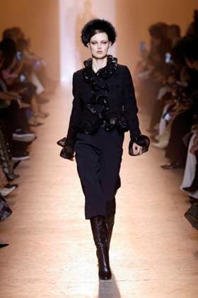 Elie Saab Ready to wear fall winter 2025 26 Paris March 2005 Elie Saab Ready to wear fall winter 2025 26 Paris March 2005, Credit:Zeppelin Avalon  Copyright: xZeppelinx xAvalonx 0973823511