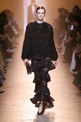 Elie Saab Ready to wear fall winter 2025 26 Paris March 2005 Elie Saab Ready to wear fall winter 2025 26 Paris March 2005, Credit:Zeppelin Avalon  Copyright: xZeppelinx xAvalonx 0973823584