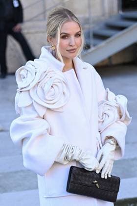 Bilder des Jahres 2025, Entertainment 03 März Entertainment Themen der Woche KW10 PFW Elie Saab Arrivals Leonie Hanne attending the Elie Saab Womenswear Fall Winter 2025-2026 show as part of Paris Fashion Week in Paris, France on March 08, 2025. Photo by Aurore Marechal ABACAPRESS.COM Paris France  Copyright: xMarechalxAurore ABACAx