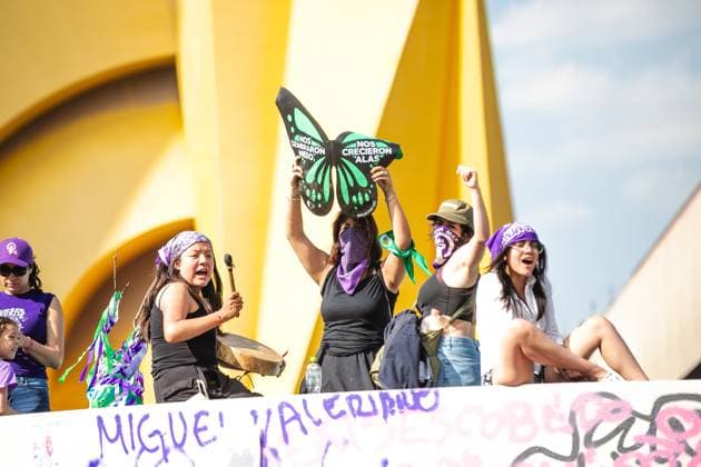 Hundreds of women join the worldwide protest against gender-violence, marching on Reforma Avenue to the main square Zocalo on the occasion of International Women s Day. on March 8, 2025 in Mexico City, Mexico. Mexico City Mexico - ZUMAe321 20250308_zia_e321_089 Copyright: xNataliaxPescadorx