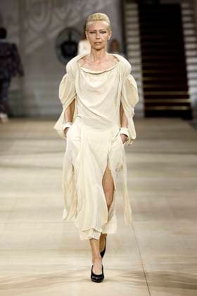 Andreas Kronthaler for Vivienne Westwood Ready to wear fall winter 2025 26 Paris March 2005 Andreas Kronthaler for Vivienne Westwood Ready to wear fall winter 2025 26 Paris March 2005, Credit:Zeppelin Avalon  Copyright: xZeppelinx xAvalonx 0973963624