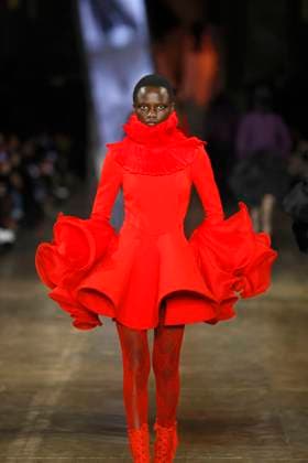McQueen Ready to wear fall winter 2025 26 Paris March 2005 McQueen Ready to wear fall winter 2025 26 Paris March 2005, Credit:Zeppelin Avalon  Copyright: xZeppelinx xAvalonx 0973965877