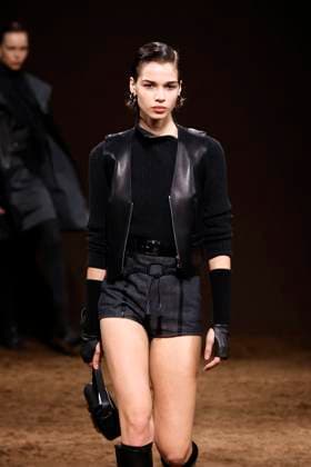 HERMES Ready to wear fall winter 2025 26 Paris March 2005 HERMES Ready to wear fall winter 2025 26 Paris March 2005, Credit:Zeppelin Avalon  Copyright: xZeppelinx xAvalonx 0973980277