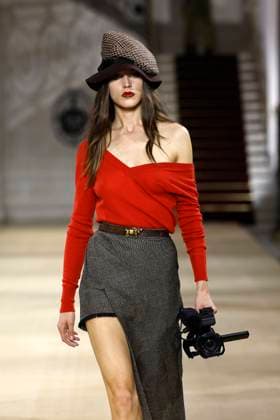 Andreas Kronthaler for Vivienne Westwood Ready to wear fall winter 2025 26 Paris March 2005 Andreas Kronthaler for Vivienne Westwood Ready to wear fall winter 2025 26 Paris March 2005, Credit:Zeppelin Avalon  Copyright: xZeppelinx xAvalonx 0973962451