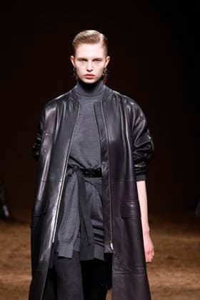 HERMES Ready to wear fall winter 2025 26 Paris March 2005 HERMES Ready to wear fall winter 2025 26 Paris March 2005, Credit:Zeppelin Avalon  Copyright: xZeppelinx xAvalonx 0973980627