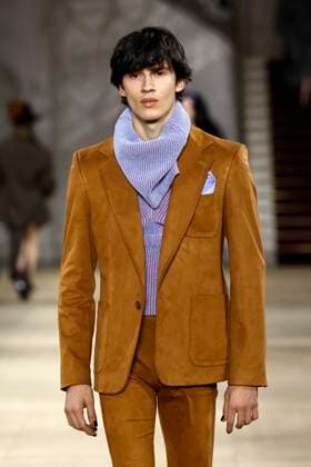 Andreas Kronthaler for Vivienne Westwood Ready to wear fall winter 2025 26 Paris March 2005 Andreas Kronthaler for Vivienne Westwood Ready to wear fall winter 2025 26 Paris March 2005, Credit:Zeppelin Avalon  Copyright: xZeppelinx xAvalonx 0973962606