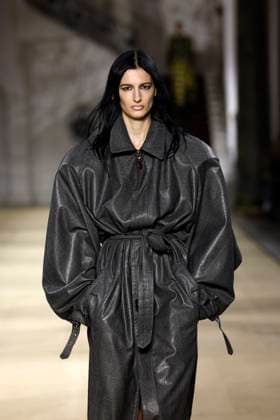 Andreas Kronthaler for Vivienne Westwood Ready to wear fall winter 2025 26 Paris March 2005 Andreas Kronthaler for Vivienne Westwood Ready to wear fall winter 2025 26 Paris March 2005, Credit:Zeppelin Avalon  Copyright: xZeppelinx xAvalonx 0973962679