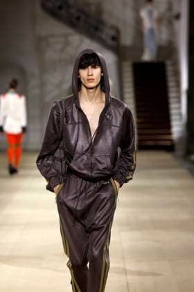 Andreas Kronthaler for Vivienne Westwood Ready to wear fall winter 2025 26 Paris March 2005 Andreas Kronthaler for Vivienne Westwood Ready to wear fall winter 2025 26 Paris March 2005, Credit:Zeppelin Avalon  Copyright: xZeppelinx xAvalonx 0973964671