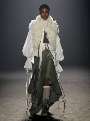 PFW - Ann Demeulemeester Runway A model walks the runway during the Ann Demeulemeester Womenswear Fall Winter 2025-2026 show as part of Paris Fashion Week at Espace des Blancs Manteaux on March 8, 2025 in Paris, France. Photo by Alaain-Gil Gonzalez ABACAPRESS.COM Paris France  Copyright: xGonzalezxAlain-Gil ABACAx
